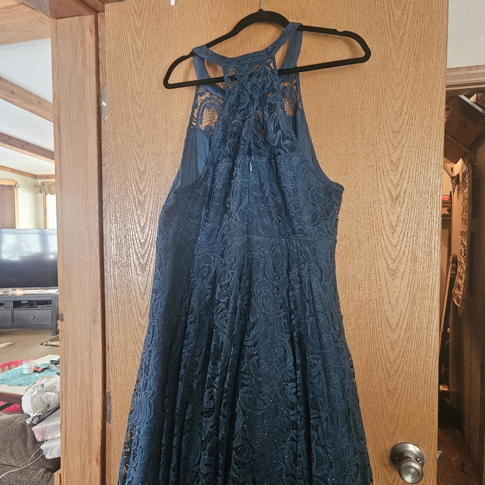 Elegant Lace Blue Dress - Picture 9 of 9